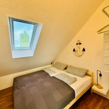 Ostsee Familienwohnung Mit 3 Schlafzimmern & Garten アパート