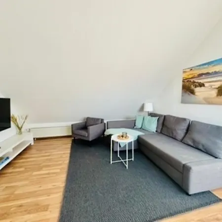 Ostsee Familienwohnung Mit 3 Schlafzimmern & Garten *