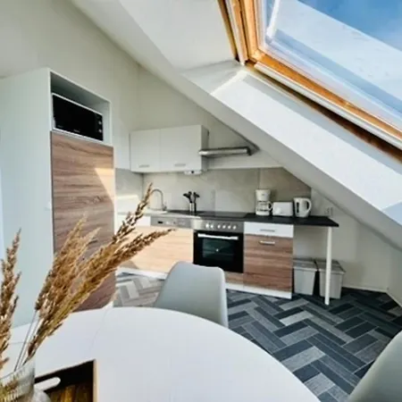 Apartmán Ostsee Familienwohnung Mit 3 Schlafzimmern & Garten